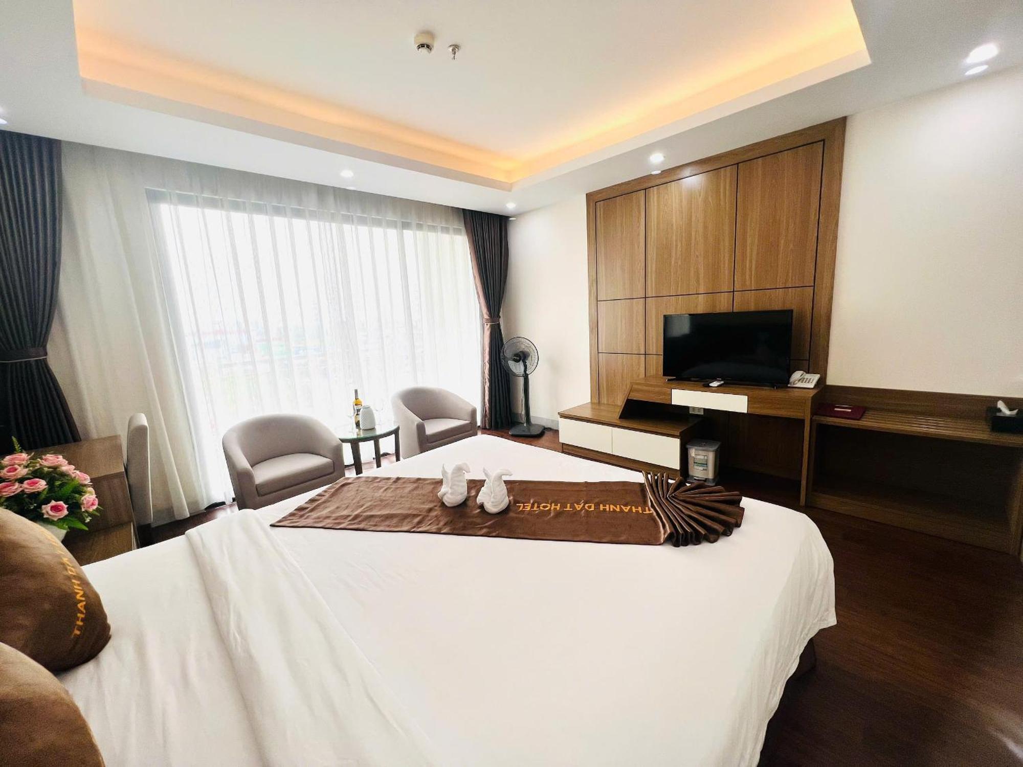 Thanh Dat Hotel Ninh Lao Buitenkant foto