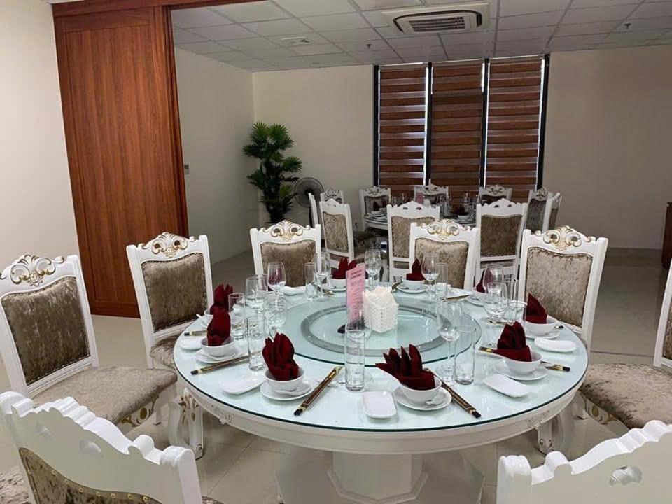 Thanh Dat Hotel Ninh Lao Buitenkant foto